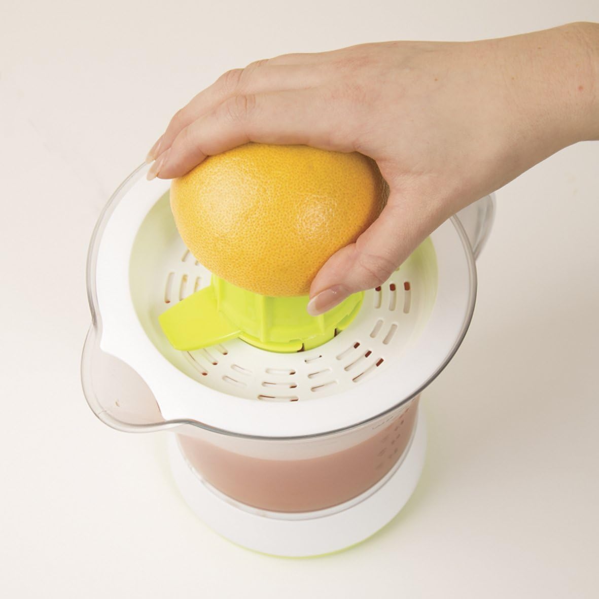 Quest Nutri-Q Electric Citrus Fruit Juicer - 34210